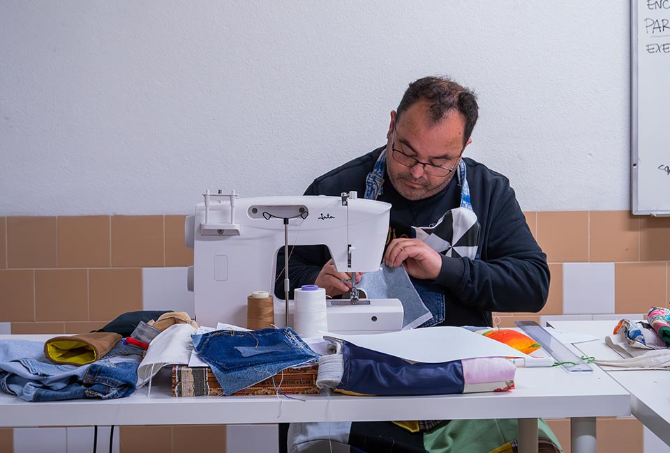Escola de <b>Produção e Emprego</b>